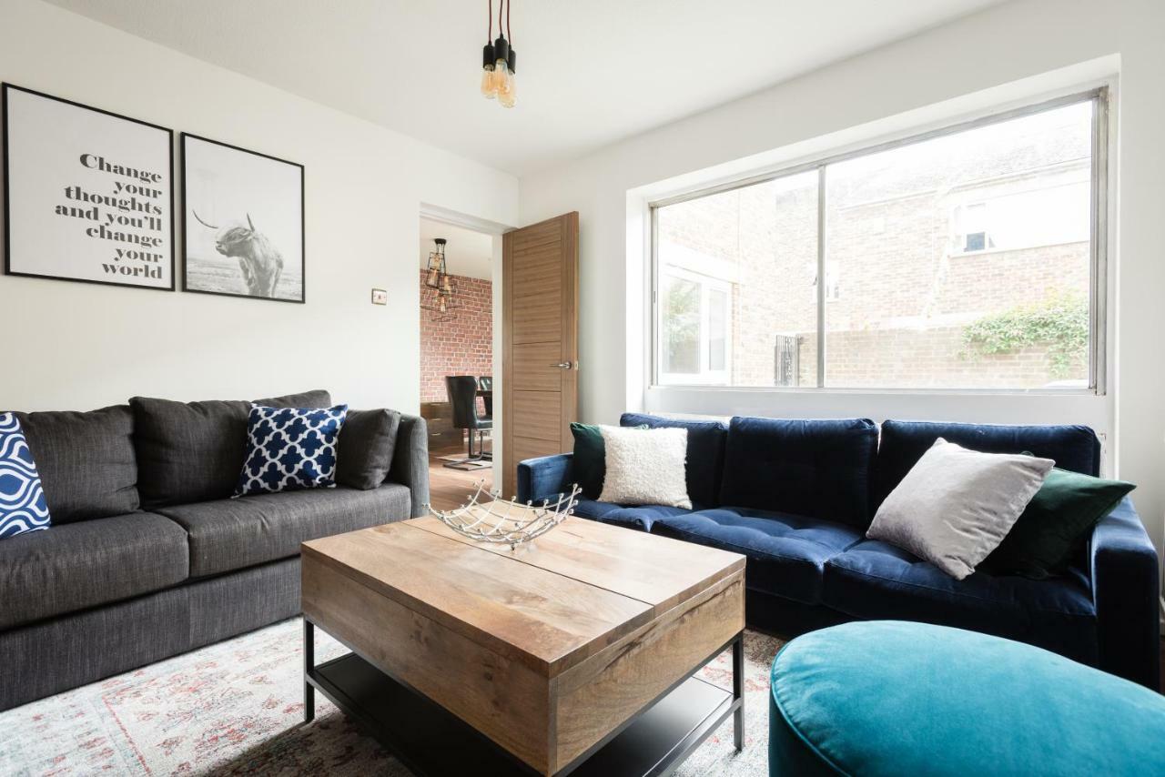 The Century Chalet - Contemporary 2Bdr Townhouse With Parking Apartment Oxford Bagian luar foto